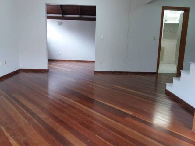 Casa para Venda em Porto Alegre - 4