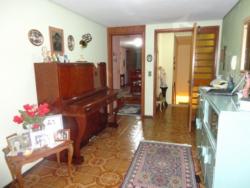 Casa para Venda em Porto Alegre - 2