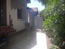 Casa para Venda em Porto Alegre - 2